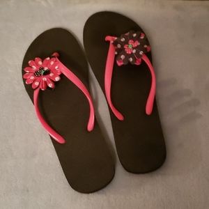Custom.flip flops
